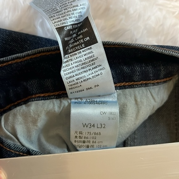 NWOT Levis Loose Fit Bootcut Darker Wash Mens Size 34x32 - Picture 3 of 4